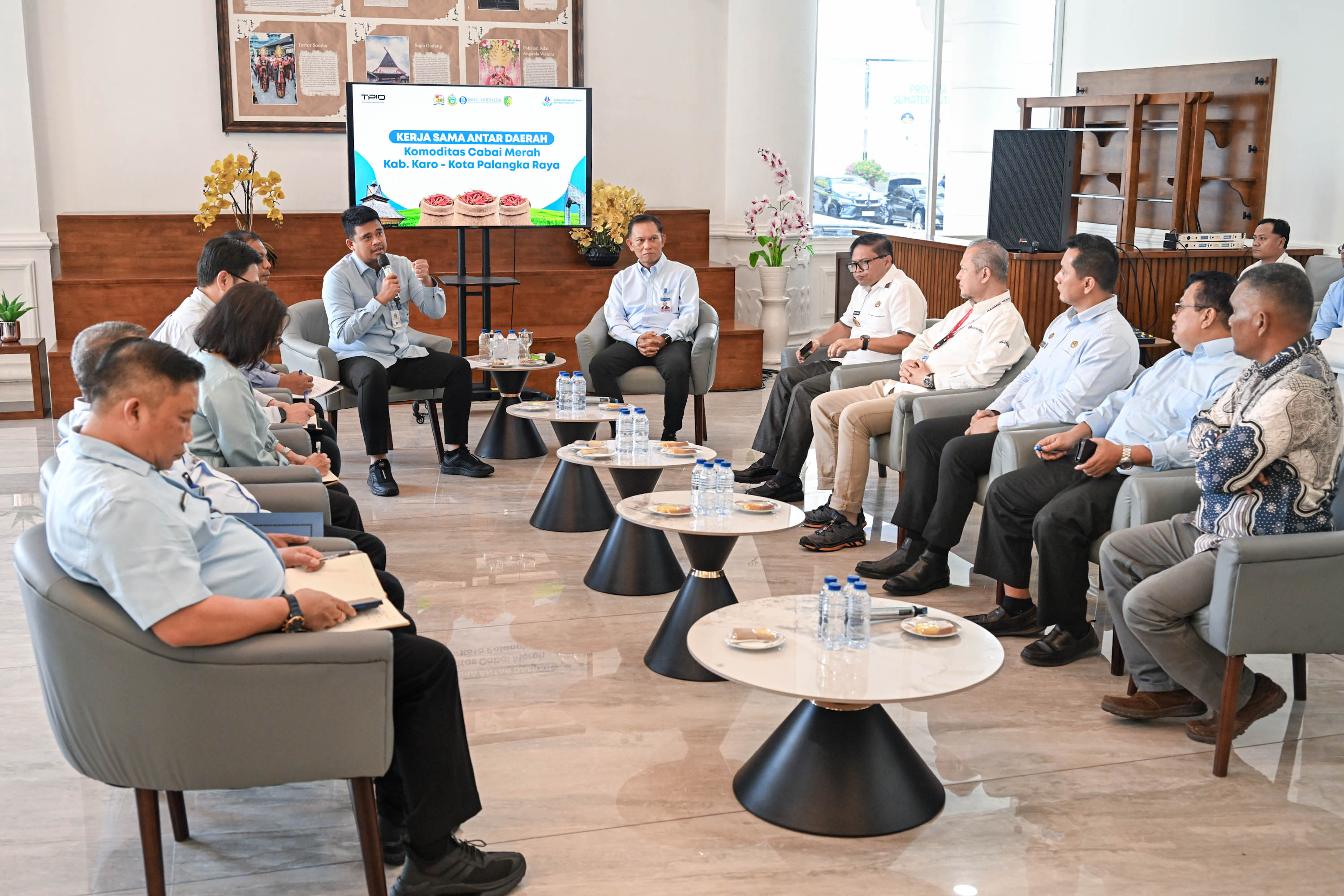 Kirim 1,050 Ton Cabai Merah ke Palangkaraya, Bobby Nasution Dorong Stabilitas Harga dan Kesejahteraan Petani