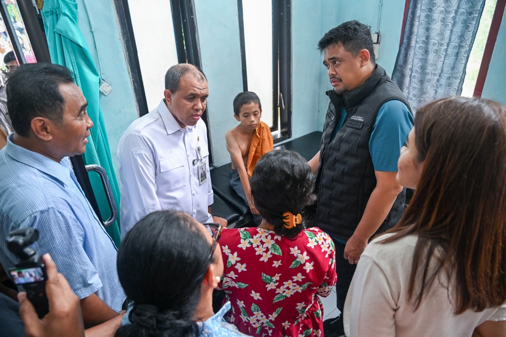 Temukan Pasien Tumor Ganas di Nias Selatan, Bobby Nasution Perintahkan Penanganan dan Operasi di Medan