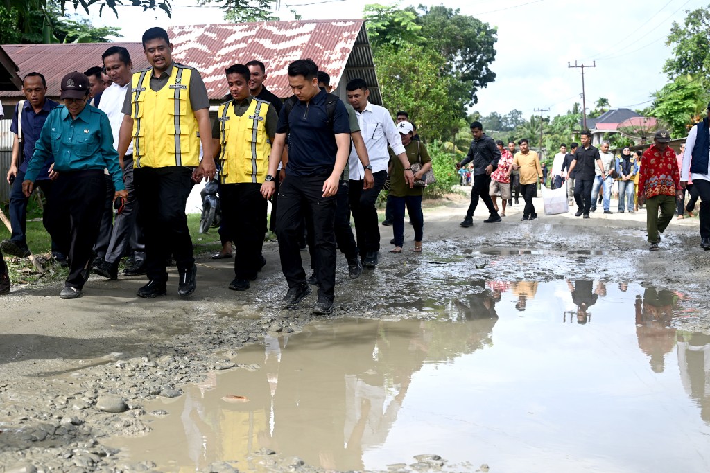 Bobby Nasution Pastikan Pembangunan Jalan dan Jembatan Jalur Barat Nisel-Nisbar Dimulai Agustus