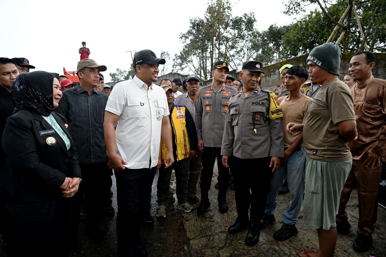 Gubernur Bobby Pastikan Jalan Longsor Pamah Semelir Diperbaiki Oktober