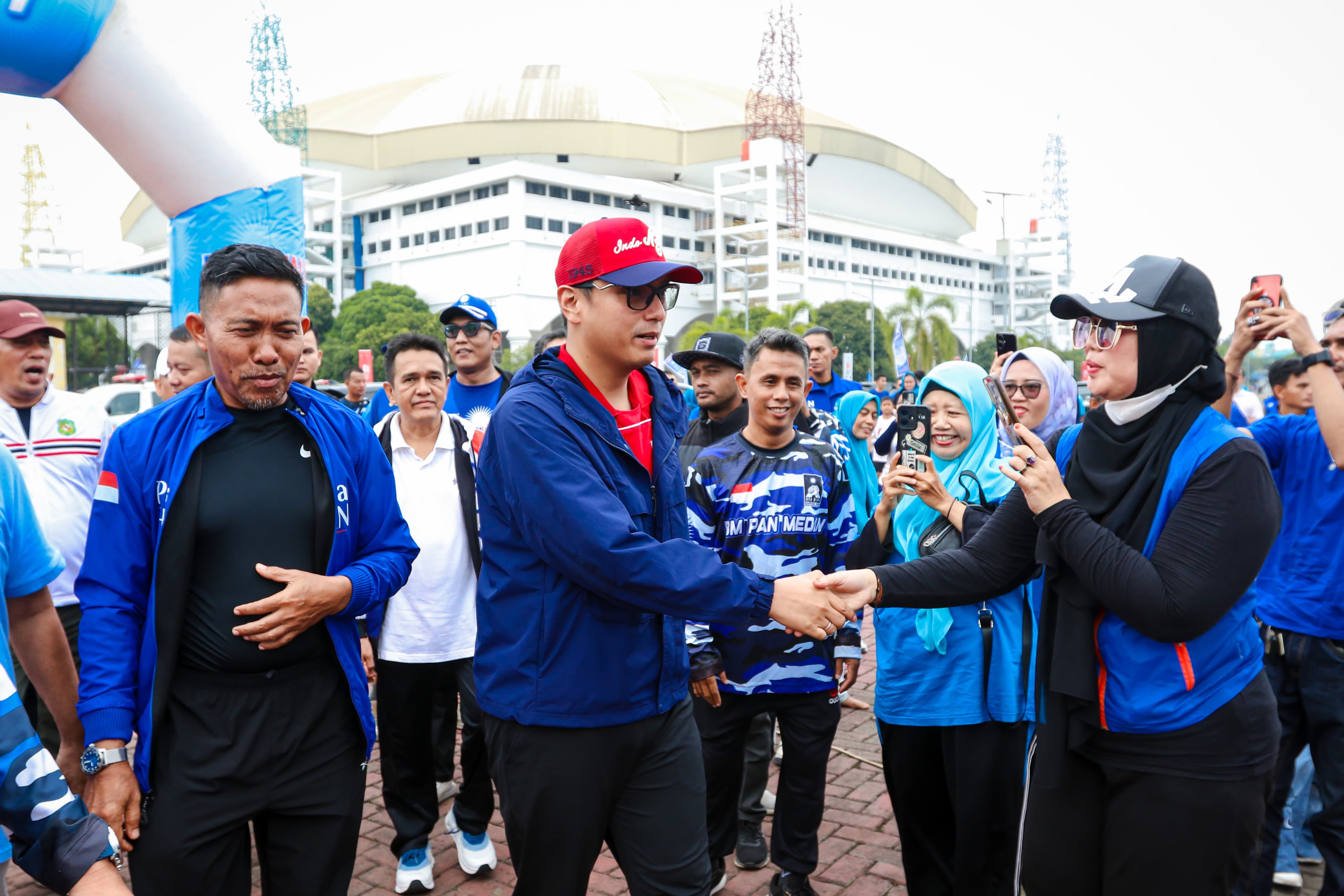 Apresiasi Gerak Jalan Santai, Wali Kota Medan Rico Waas Ajak Masyarakat dan Parpol Bersinergi Bangun Kota