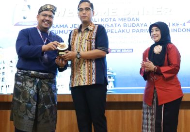 Jelajah Wisata Budaya ke-4, Rico Waas Kenalkan Medan sebagai Destinasi Multikultur yang dapat Dongkrak Pariwisata dan Ekonomi